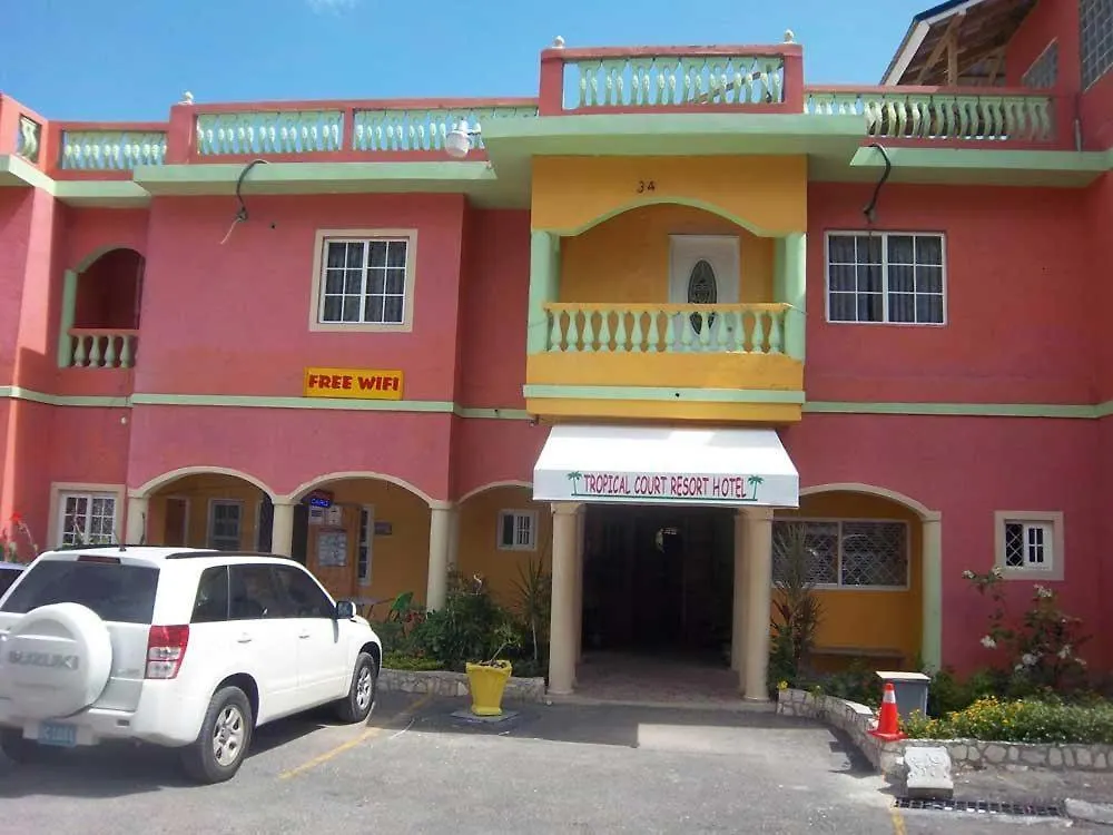Tropical Court Hotel Montego Bay 3*,  Giamaica