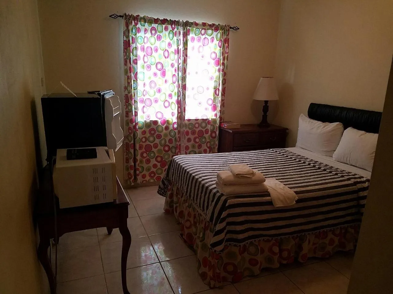 Tropical Court Hotel Montego Bay 3*,  Jamajka